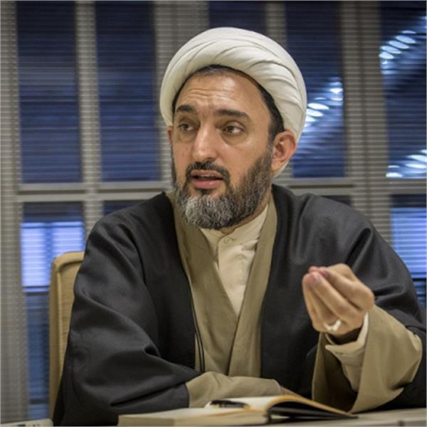 ​رجل دين إيراني: يجب أن تكون المساجد مقرّاً للأنشطة القرآنية